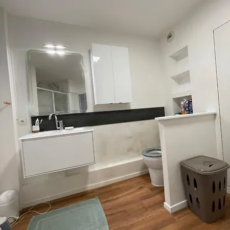 En Centre 70m2 Lägenhet Reims